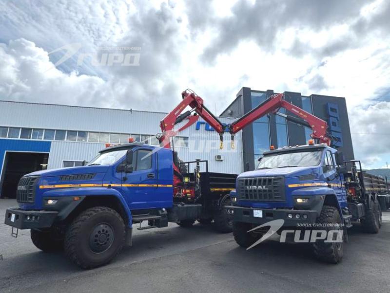 Бортовые автомобили с КМУ ИМ 180